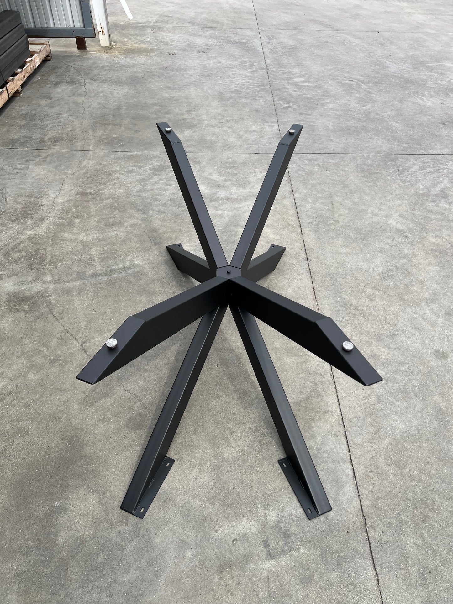 Unique Metal Spider base
