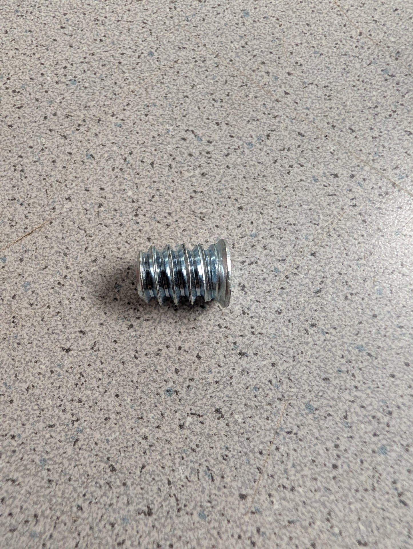 1/4" Threaded inserts and Furniture Bolts, Pack of 8,12,16,24